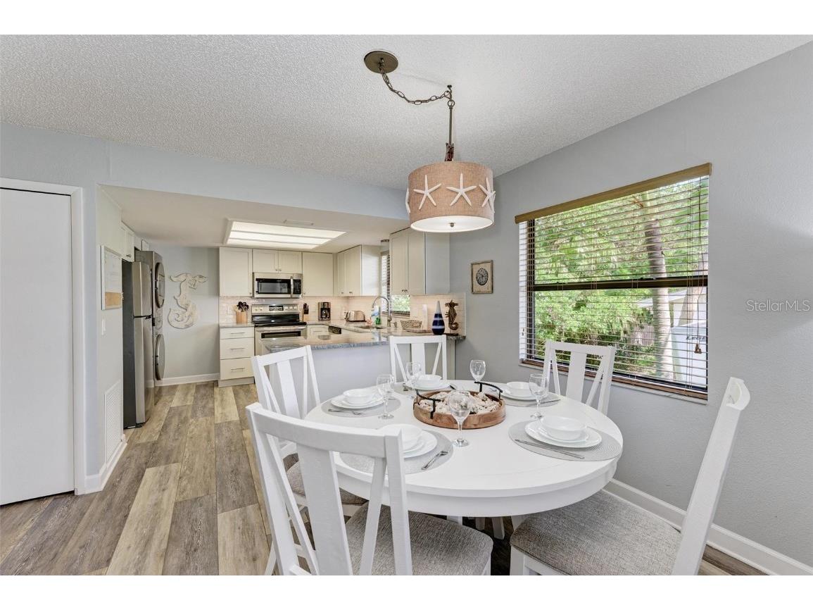 304 74th Street #B Holmes Beach FL 34217 A4659641 image8