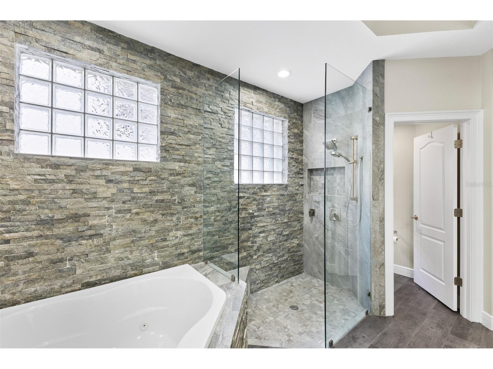 304 9th Avenue E Palmetto FL 34221 TB8427310 image27