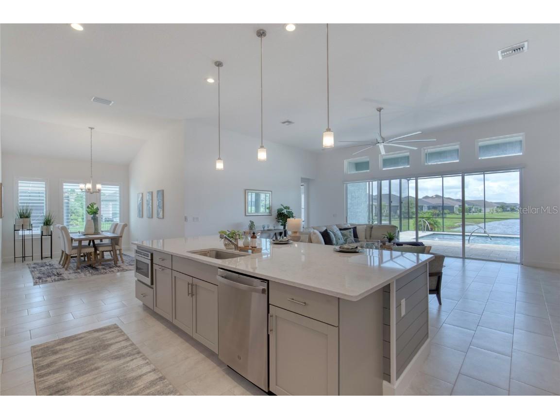 304 Aquamarine Way Daytona Beach FL 32124 V4944207 image17