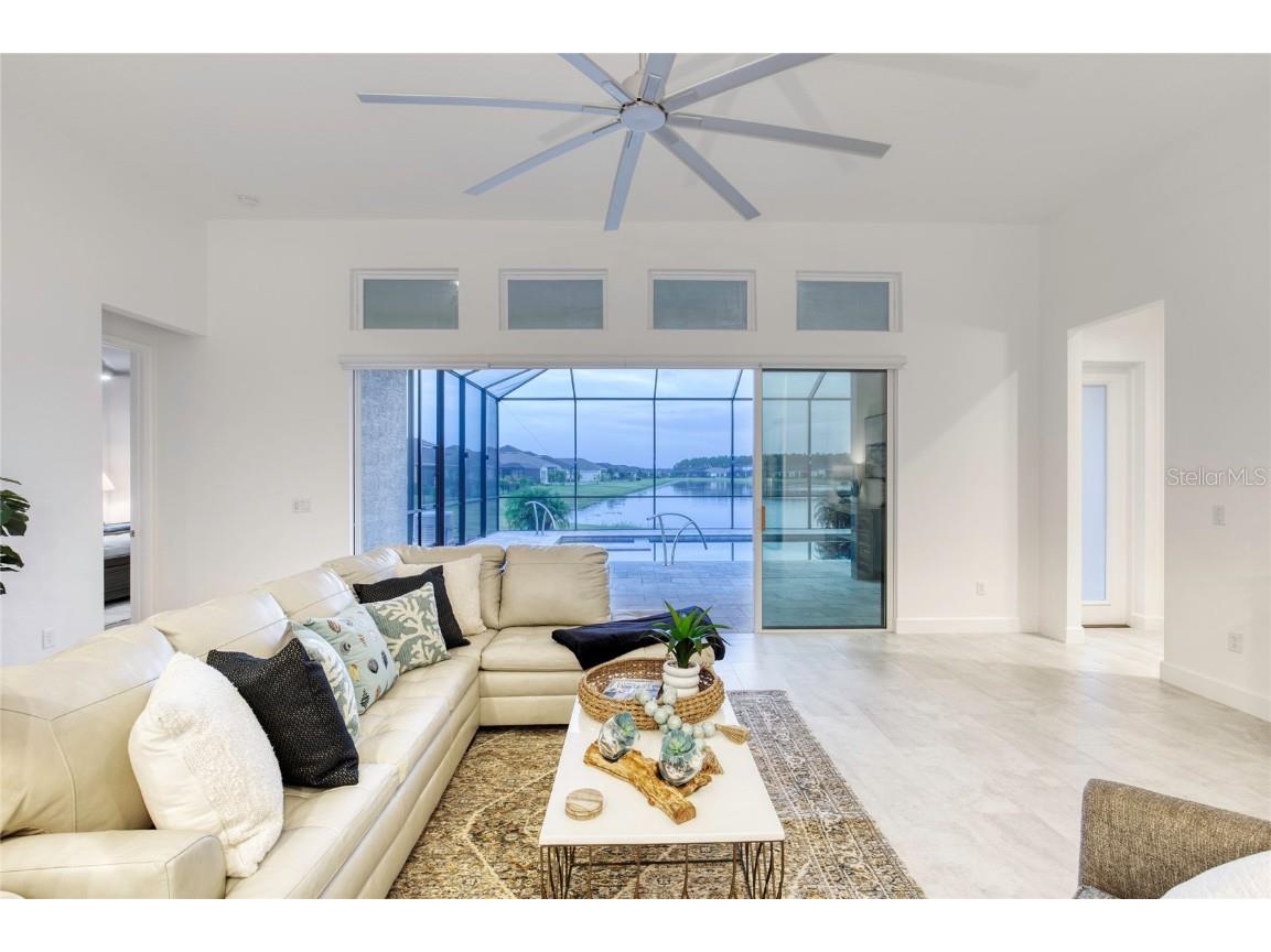 304 Aquamarine Way Daytona Beach FL 32124 V4944207 image20