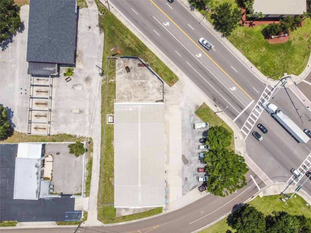 304 Avenue E SW Winter Haven FL 33880 P4926297 image45