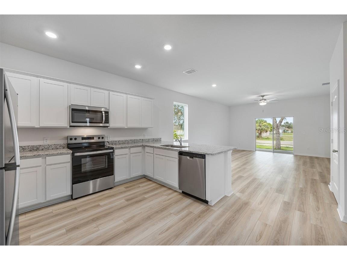 304 Bass Court Poinciana FL 34759 TB8440199 image4