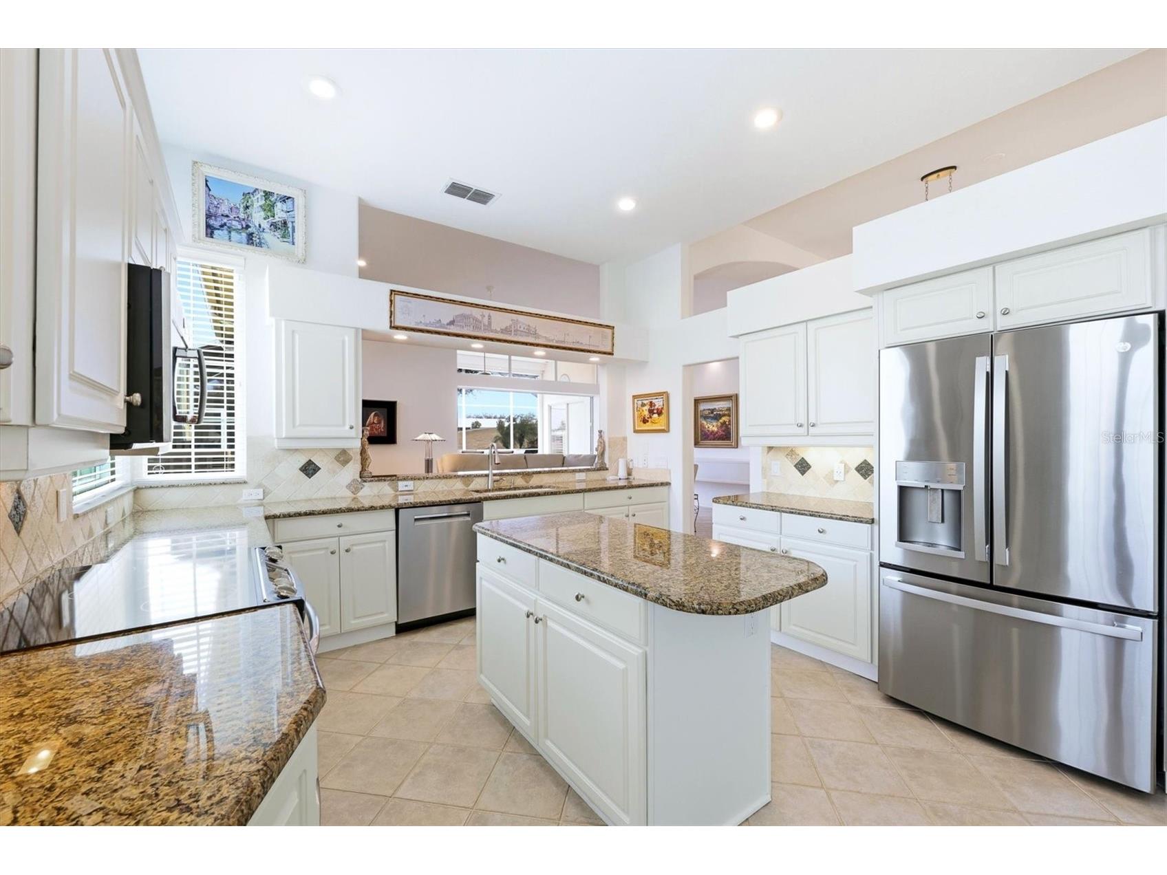 304 Bermuda Court #14 Venice FL 34293 N6142670 image19