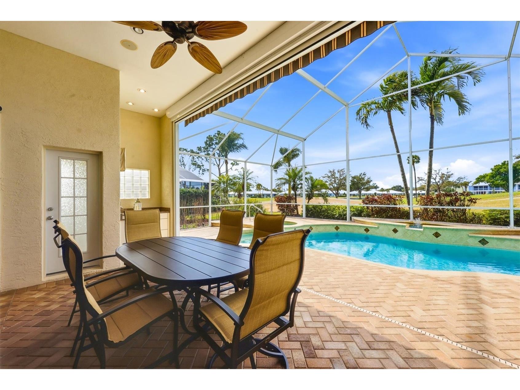 304 Bermuda Court #14 Venice FL 34293 N6142670 image32
