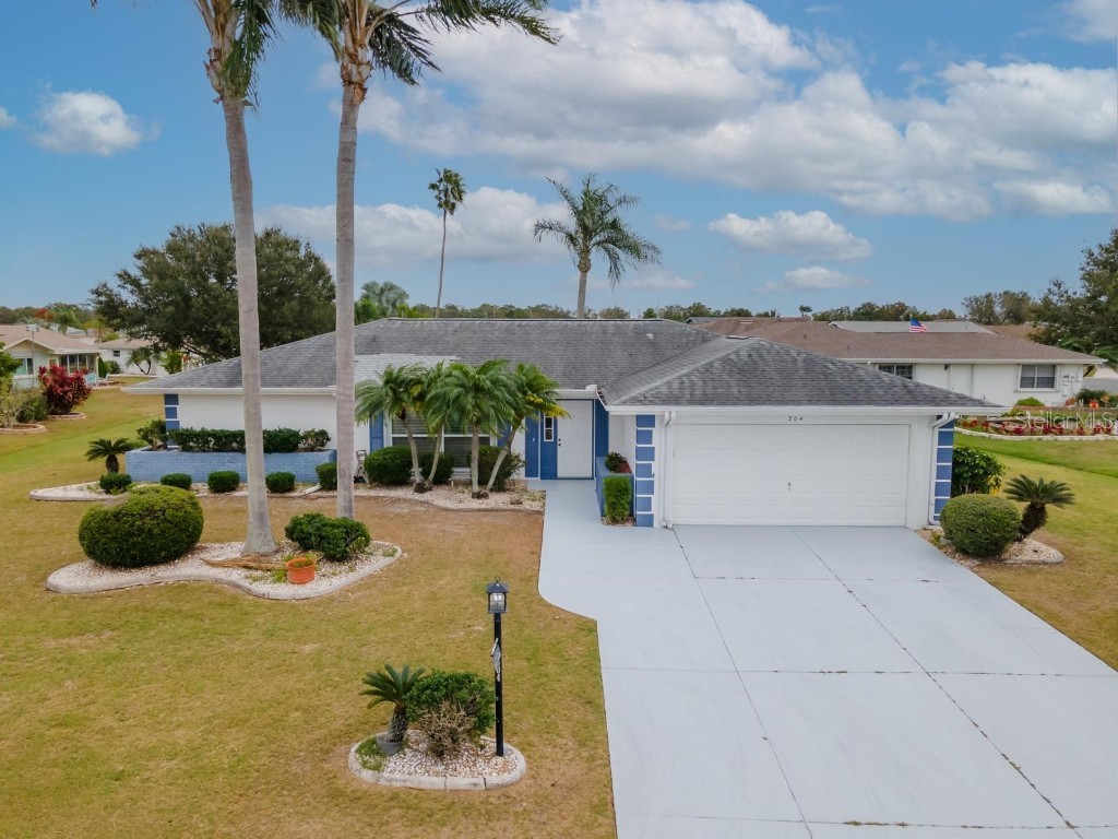 304 Brockfield Drive Sun City Center FL 33573 T3494614 image1