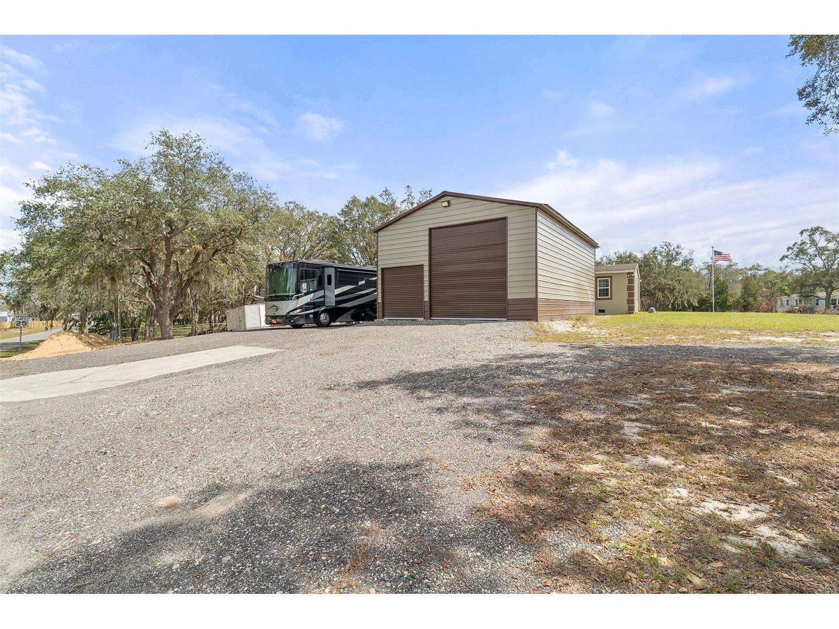 304 Buck Trail Davenport FL 33837 S5143692 image3