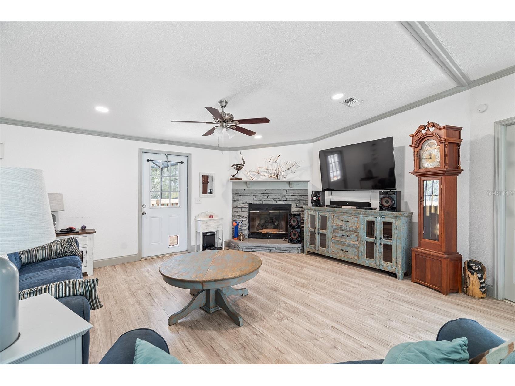 304 Buck Trail Davenport FL 33837 S5143692 image4