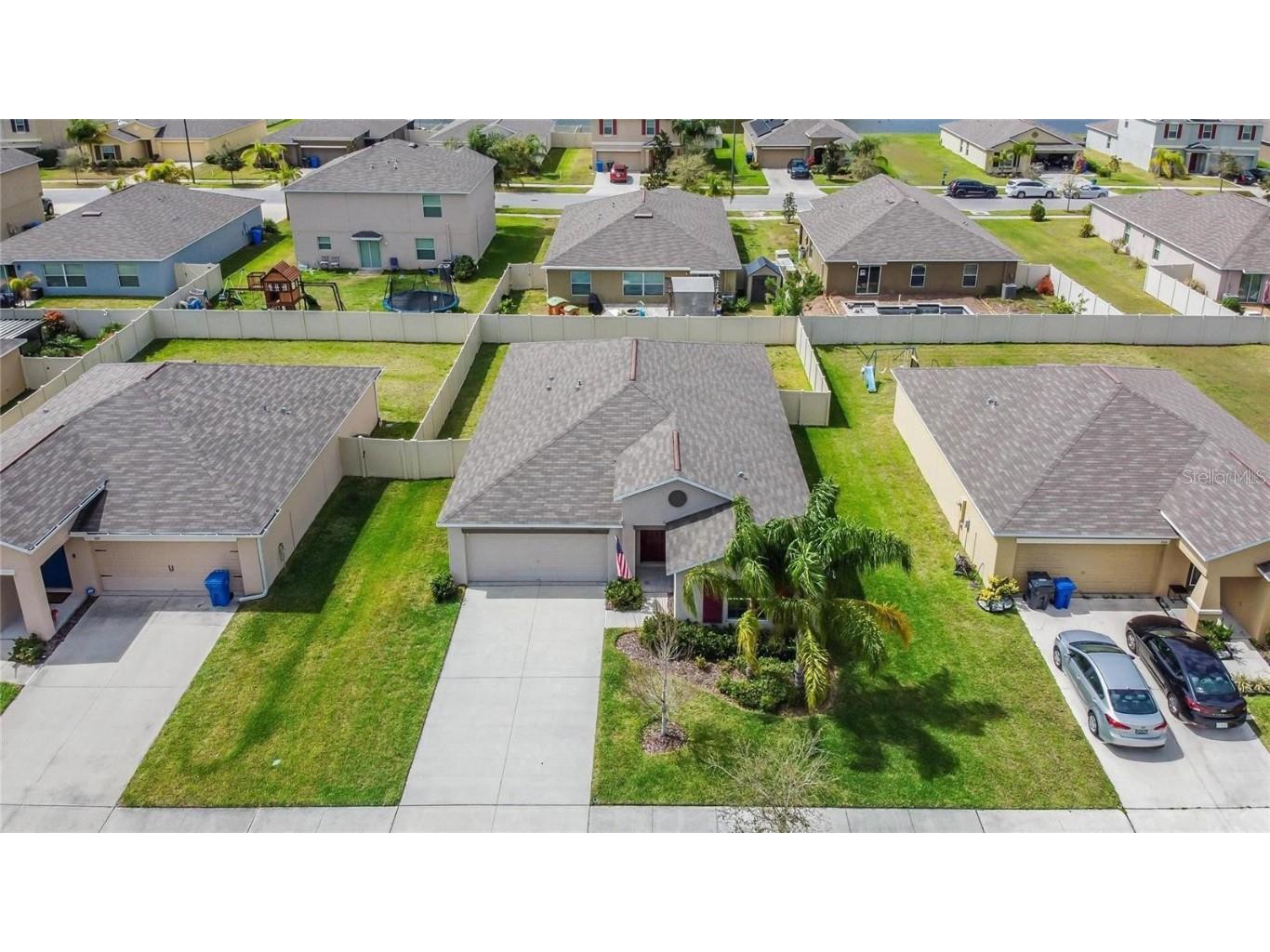 304 Cascade Bend Drive Ruskin FL 33570 TB8445390 image2