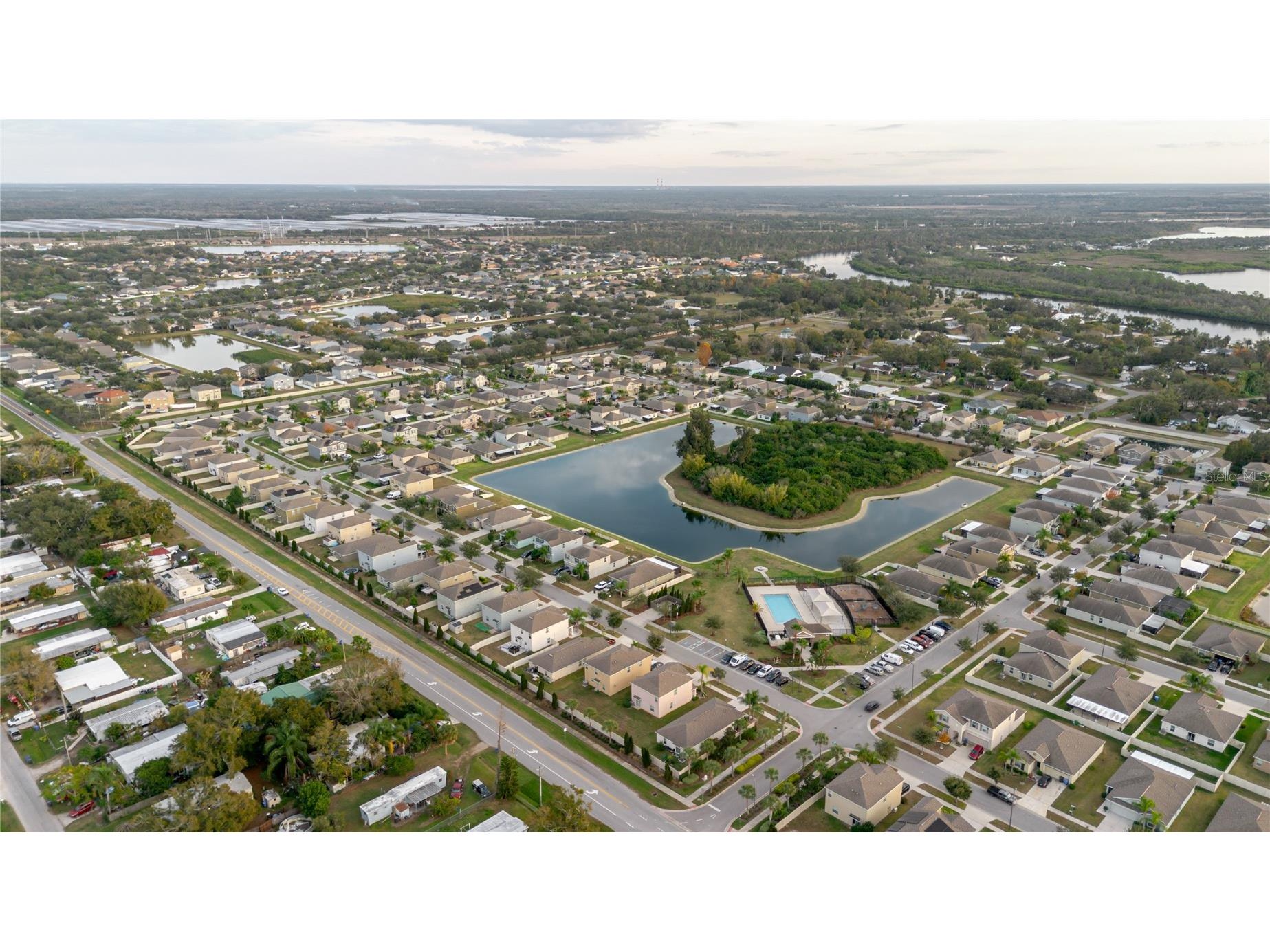 304 Cascade Bend Drive Ruskin FL 33570 TB8462184 image23