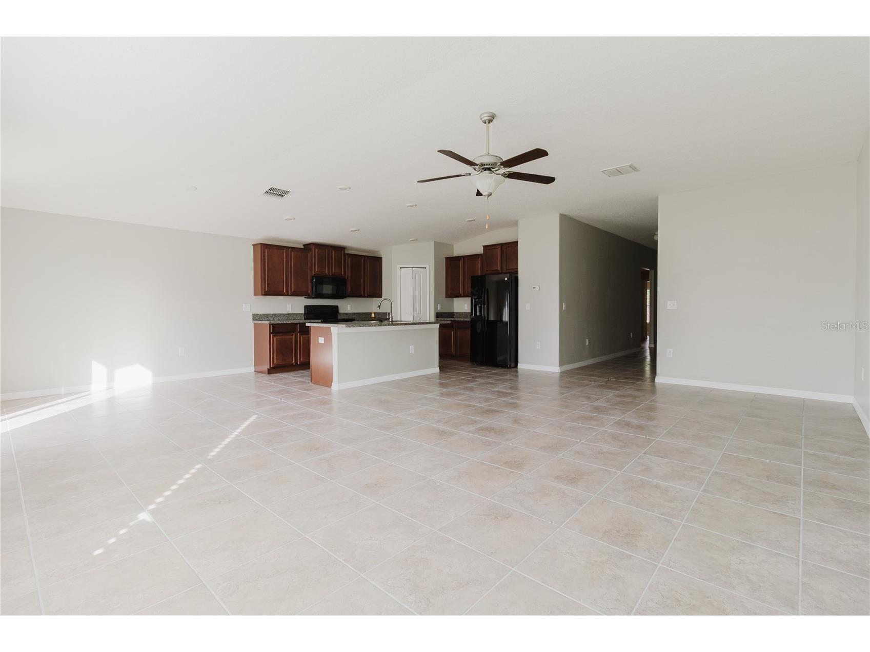 304 Cascade Bend Drive Ruskin FL 33570 TB8462184 image5