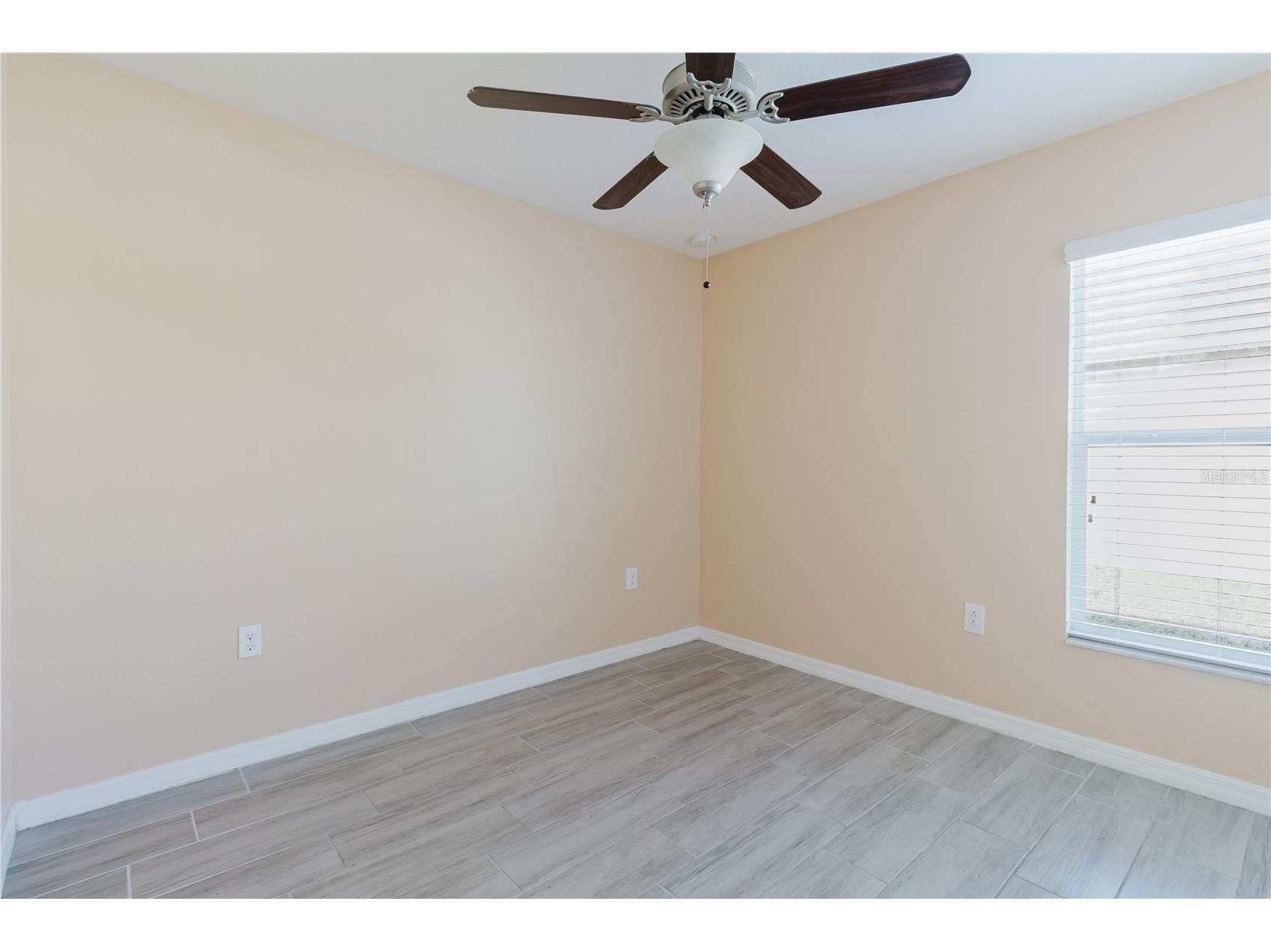 304 Cascade Bend Drive Ruskin FL 33570 TB8462184 image53