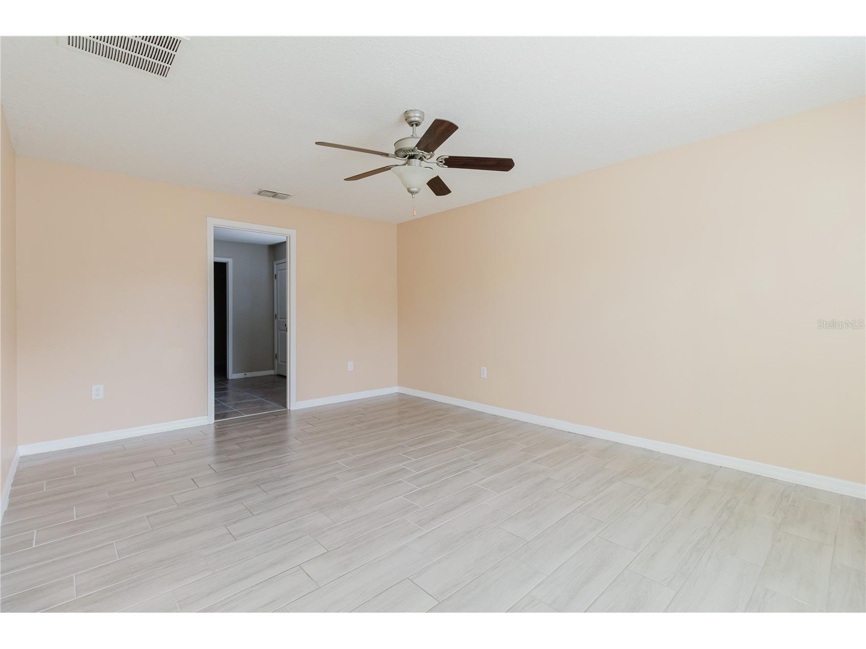 304 Cascade Bend Drive Ruskin FL 33570 TB8462184 image56