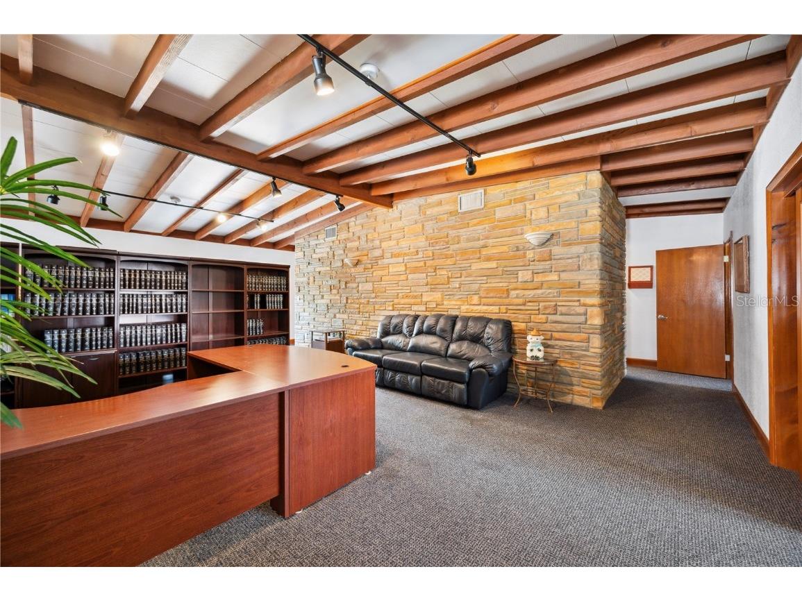 304 Doris Drive Lakeland FL 33813 P4935223 image8