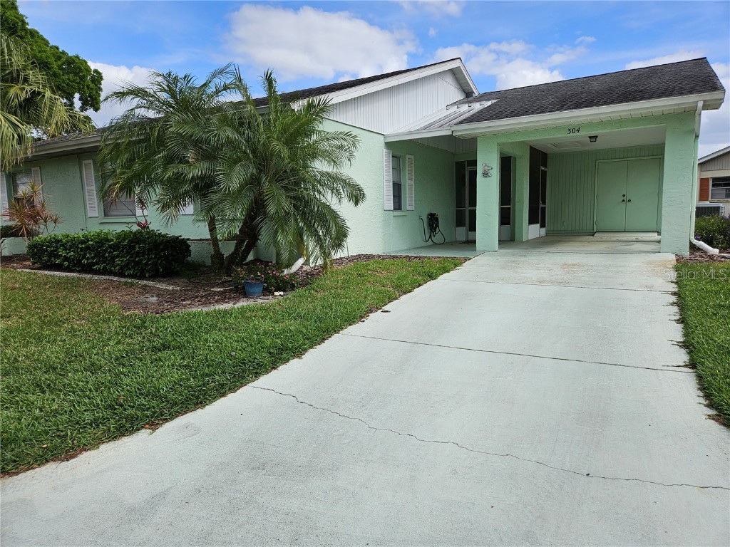 304 Grayston Place Sun City Center FL 33573 TB8450905 image2