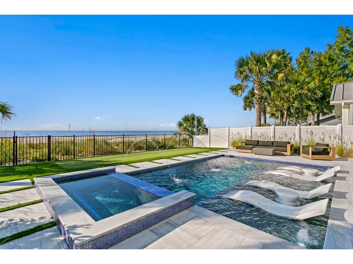 304 Gulf Boulevard Indian Rocks Beach FL 33785 TB8450289 image4