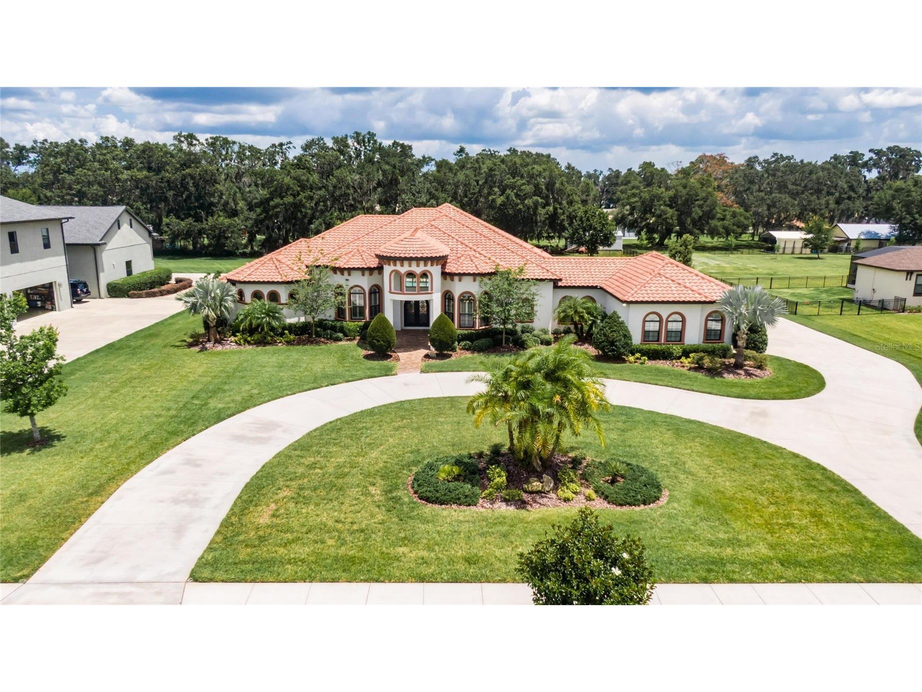 304 Hawk Talon Drive Lithia FL 33547 TB8468458 image2