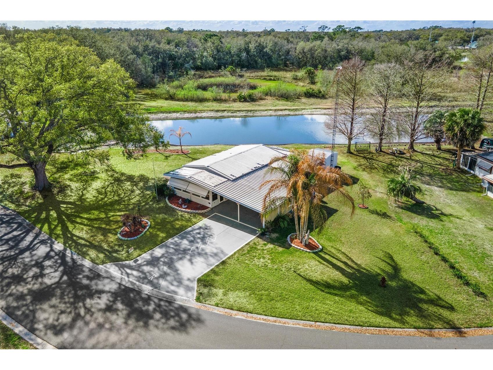304 Ivanhoe Circle Lady Lake FL 32159 G5108873 image4