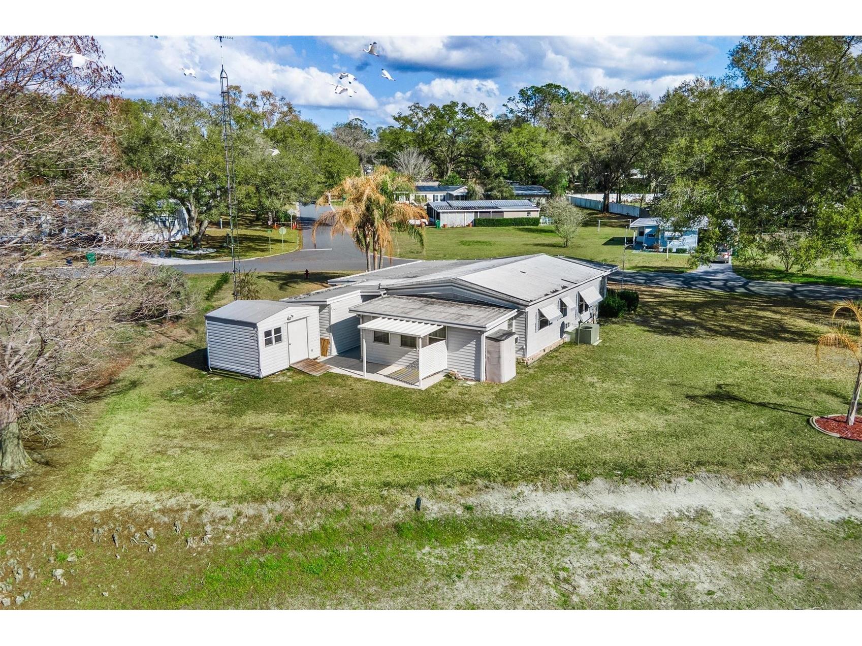 304 Ivanhoe Circle Lady Lake FL 32159 G5108873 image47
