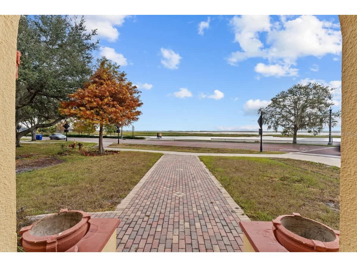 304 Lakeshore Boulevard Kissimmee FL 34741 O6408922 image3