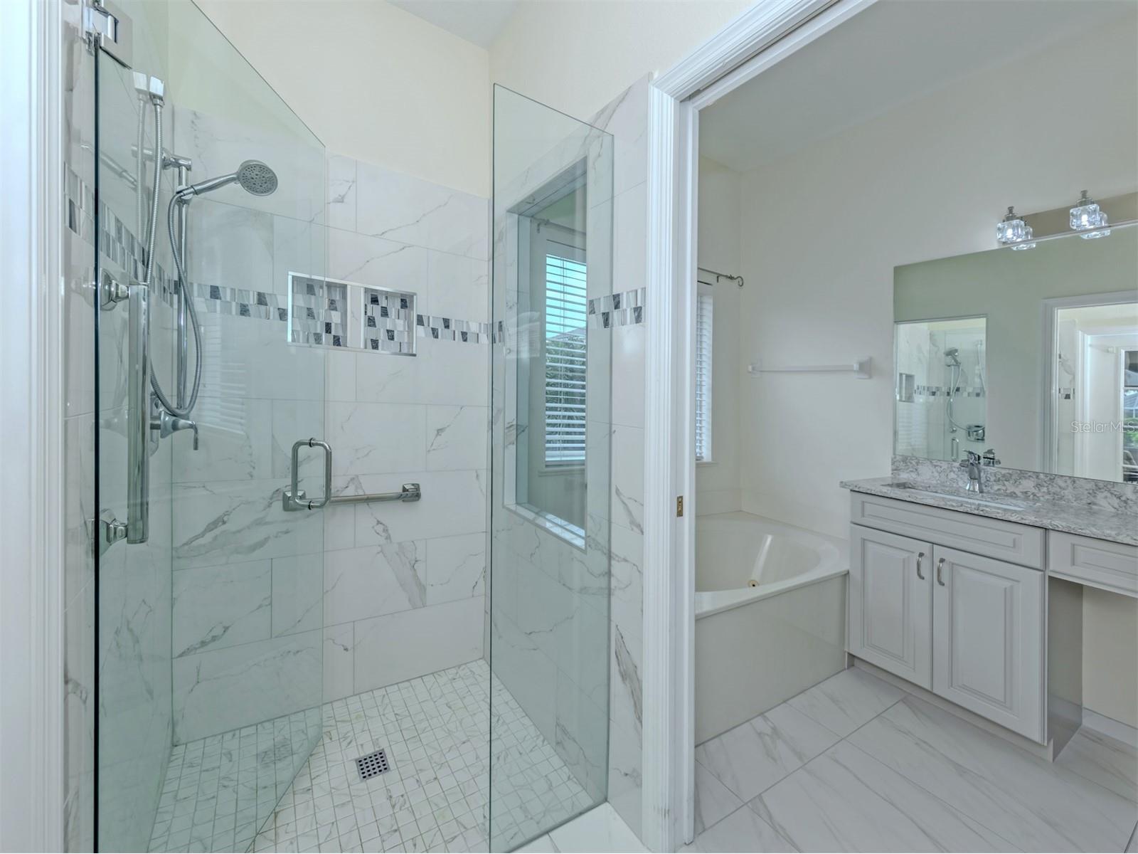 304 Langholm Drive Venice FL 34293 N6144528 image15