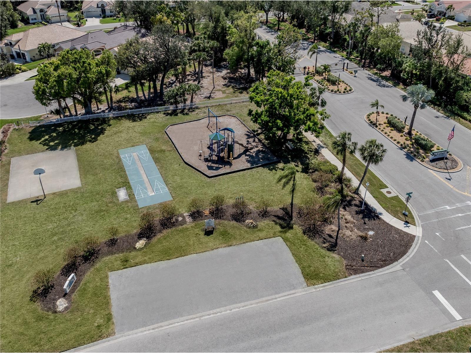 304 Langholm Drive Venice FL 34293 N6144528 image26