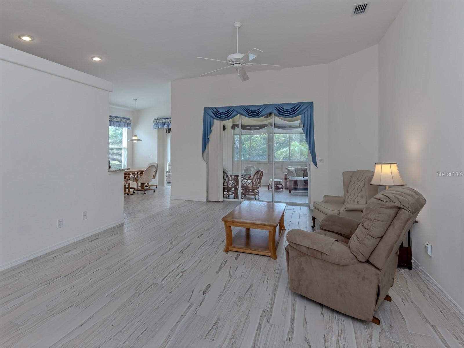 304 Langholm Drive Venice FL 34293 N6144528 image5
