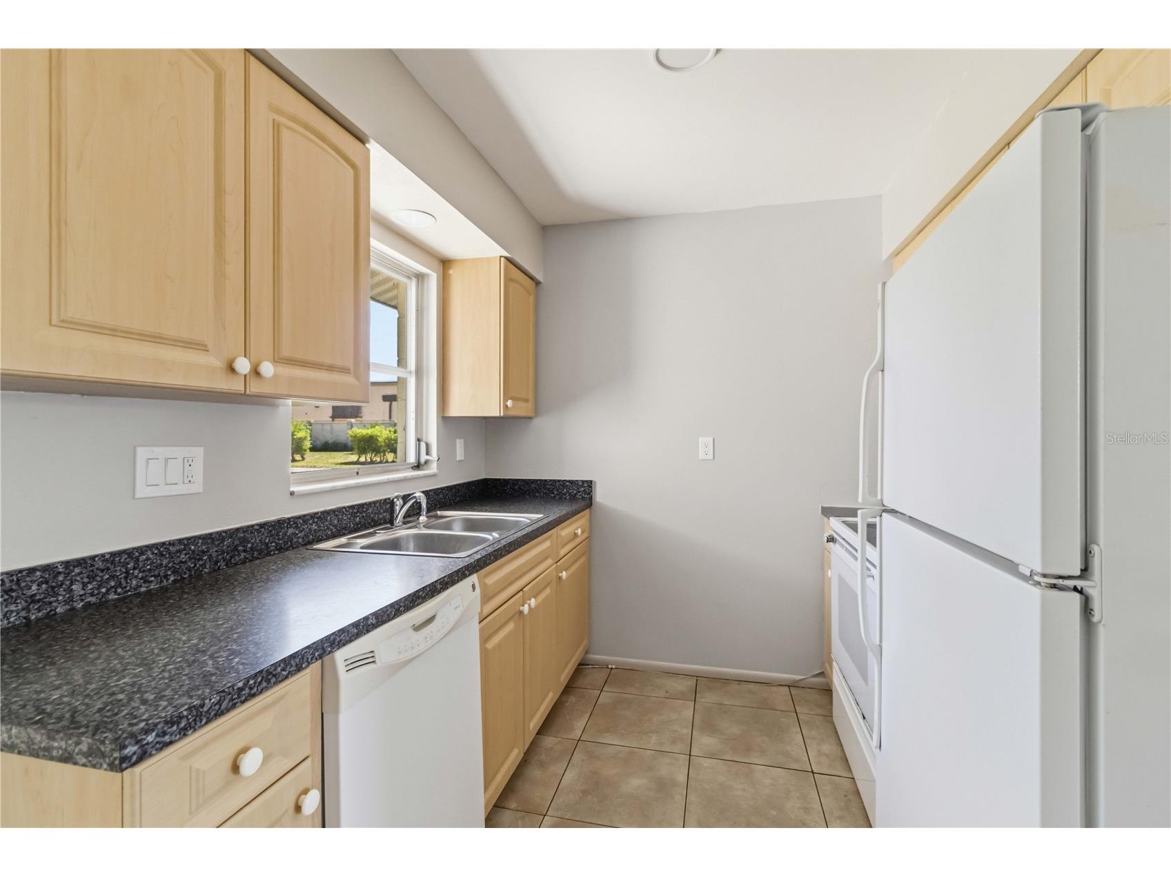 304 Lantana Avenue Sarasota FL 34243 A4691054 image6