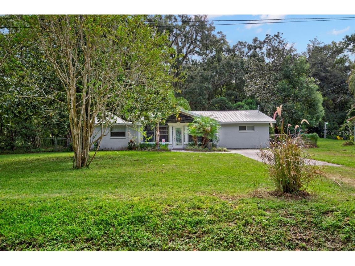 304 Lincoln Avenue Brooksville FL 34604 W7879470 image1