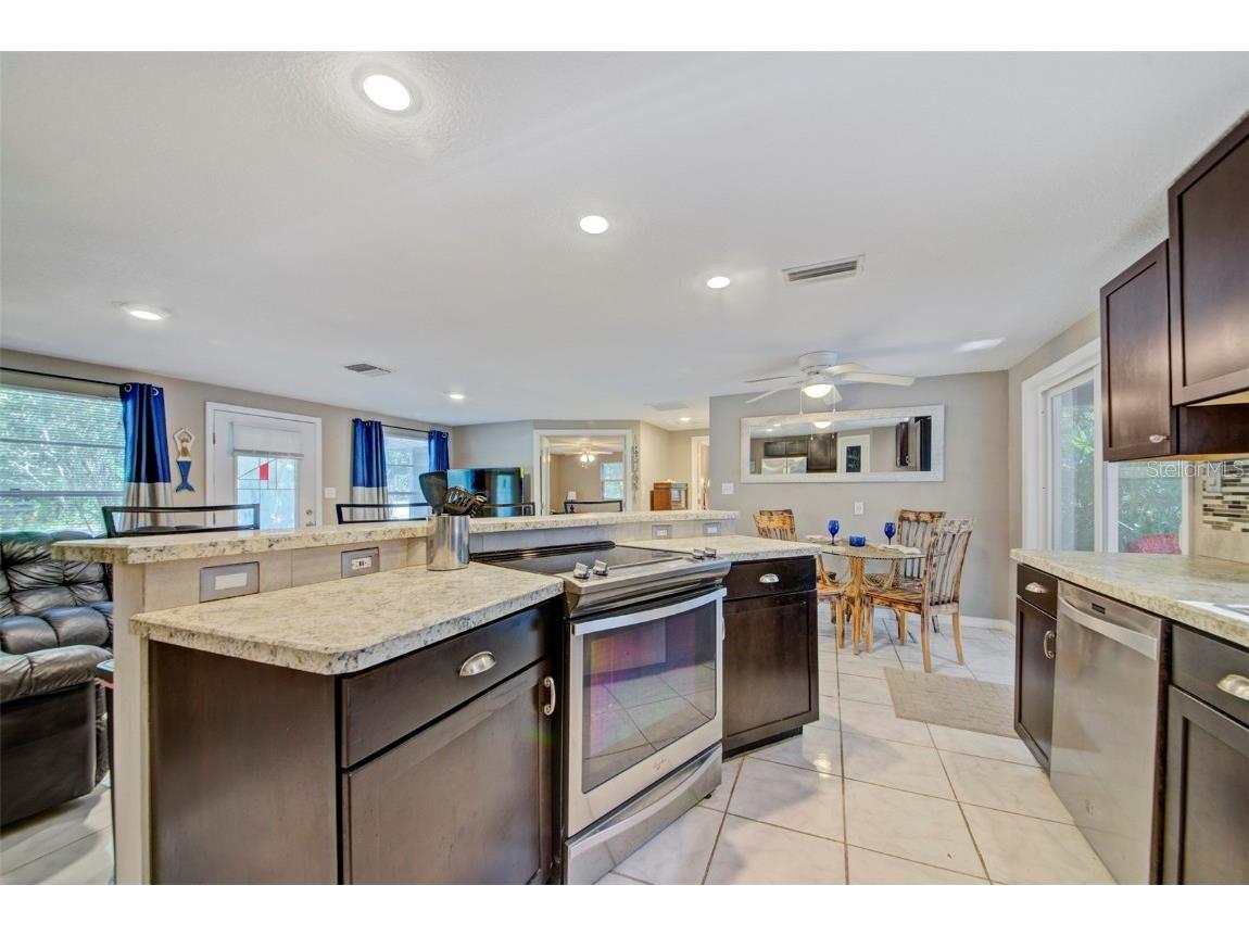 304 Lincoln Avenue Brooksville FL 34604 W7879470 image47