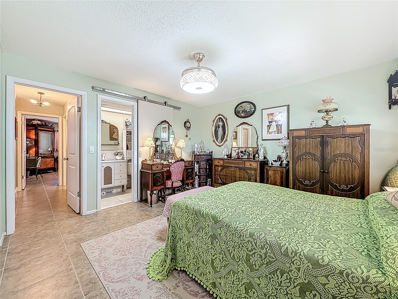 304 Mindy Drive Largo FL 33771 TB8485078 image20