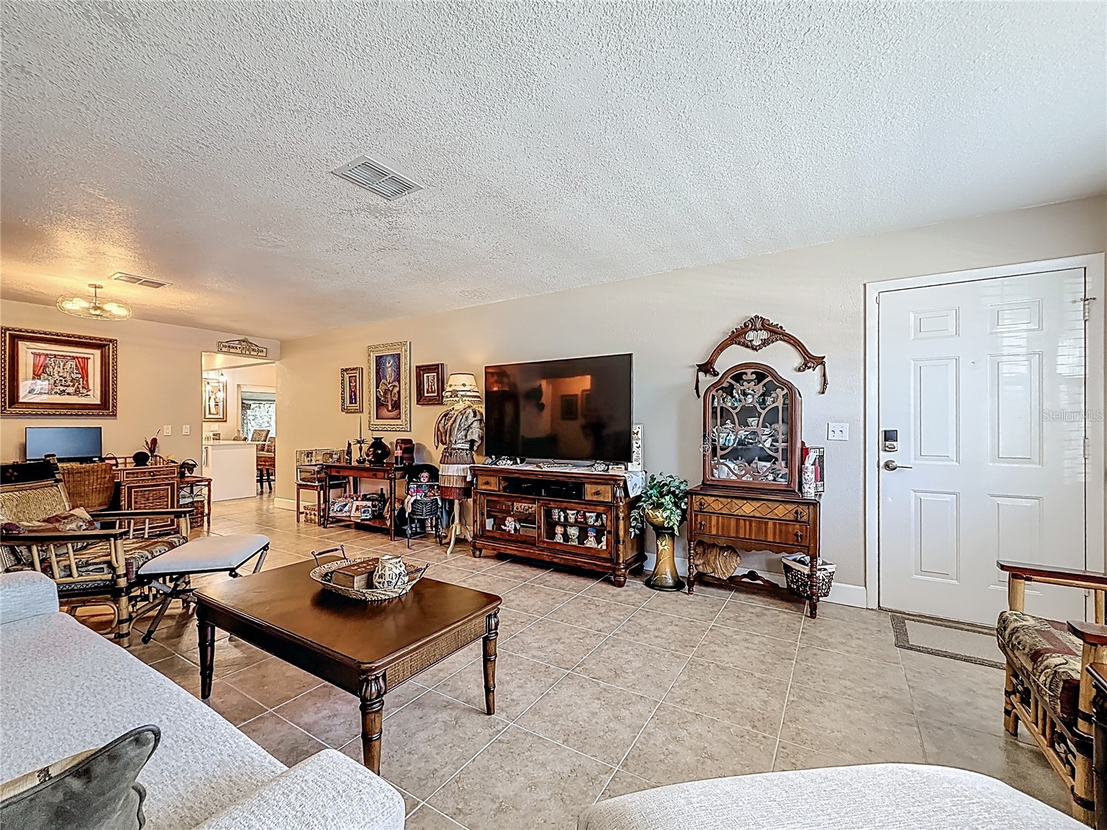304 Mindy Drive Largo FL 33771 TB8485078 image8