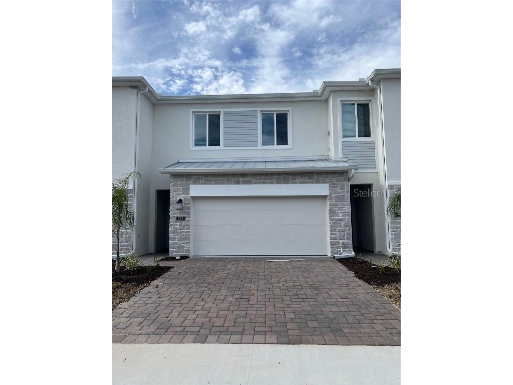 304 Nine Iron Drive Davenport FL 33896 O6161374 image1