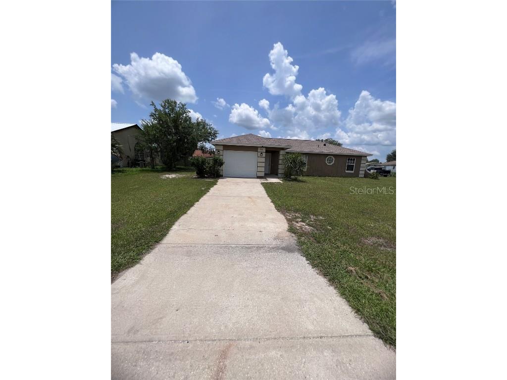 304 Oak Track Radial Ocala FL 34472 T3452165 image1