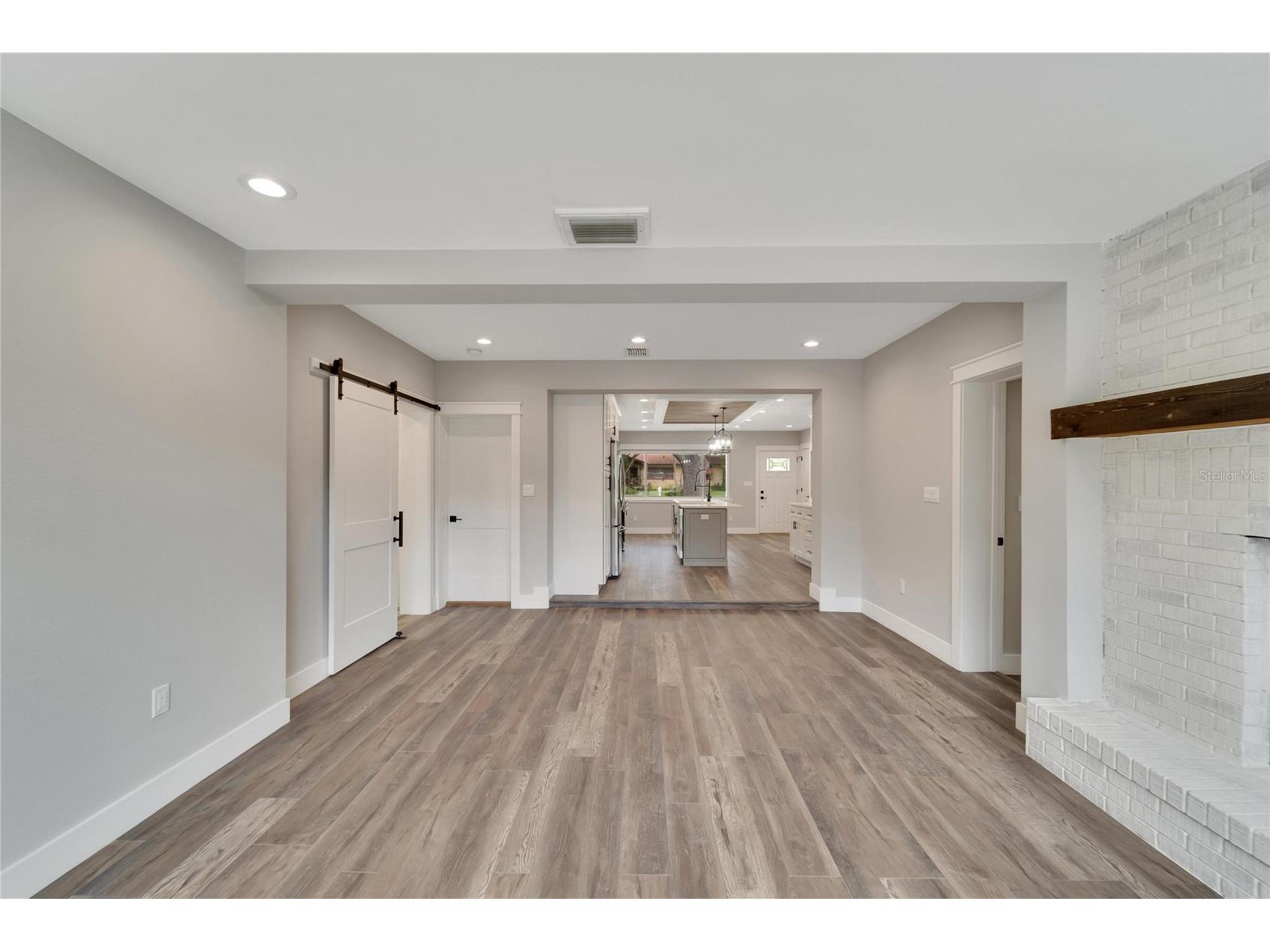 304 Orangewood Avenue Clearwater FL 33755 TB8508805 image19