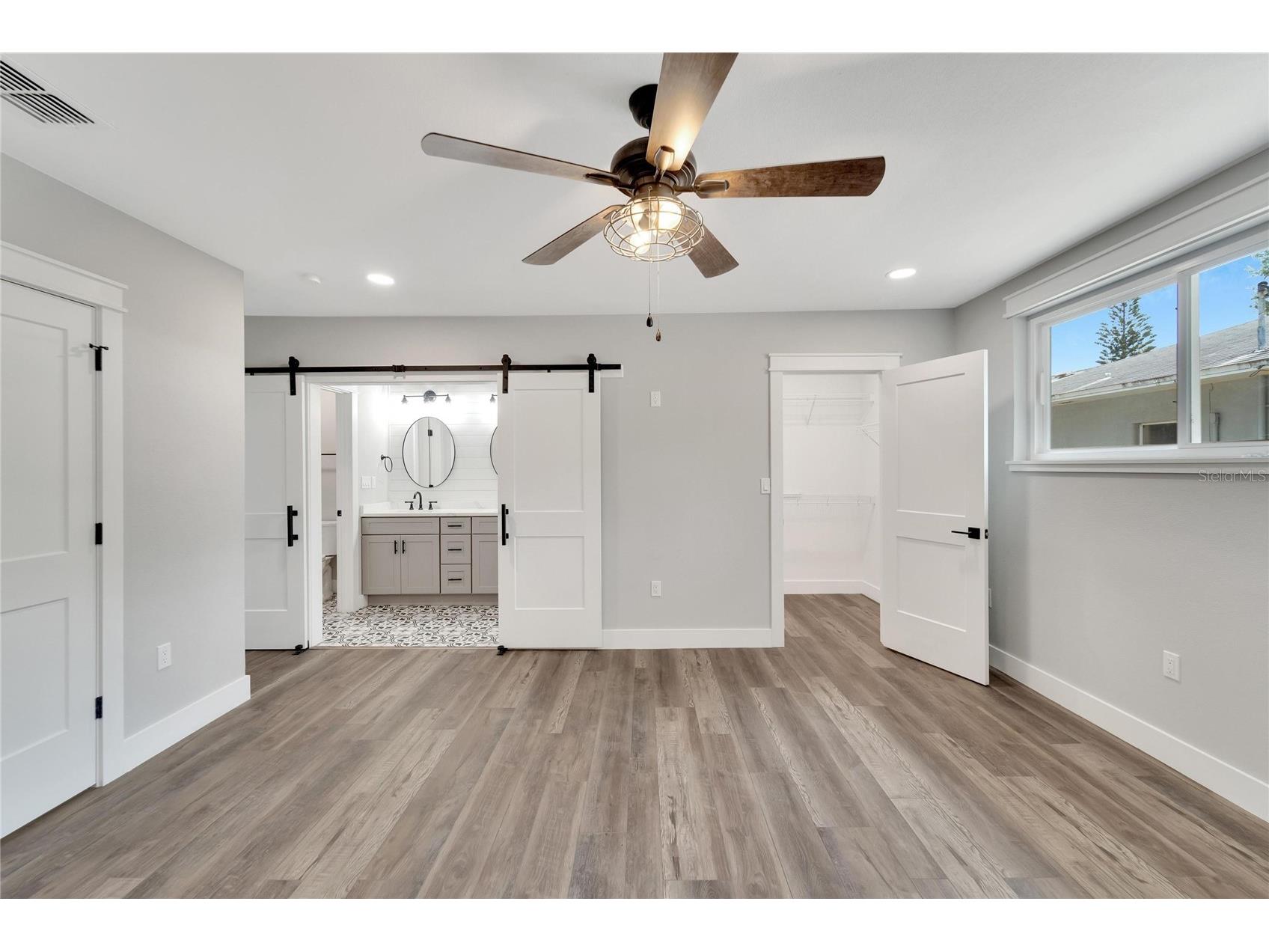 304 Orangewood Avenue Clearwater FL 33755 TB8508805 image40