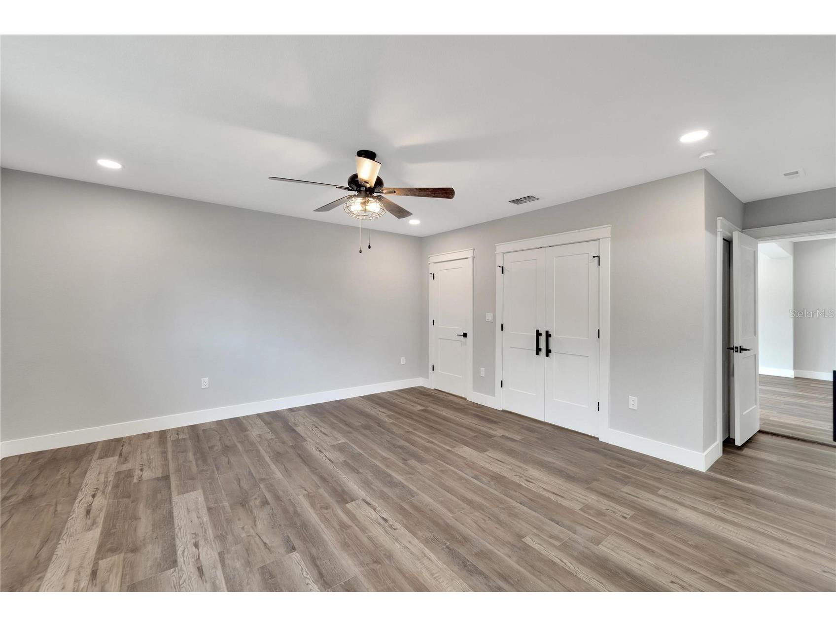 304 Orangewood Avenue Clearwater FL 33755 TB8508805 image41