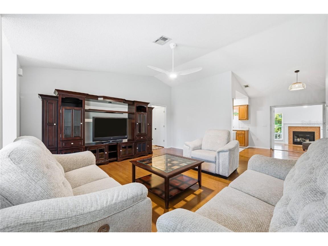 304 Pine Road Nokomis FL 34275 A4673603 image8