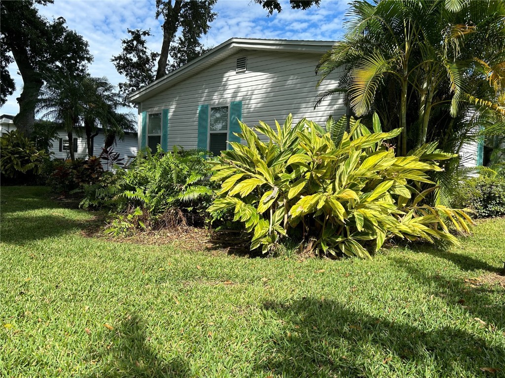 304 Portside Lane Edgewater FL 32141 V4945749 image2