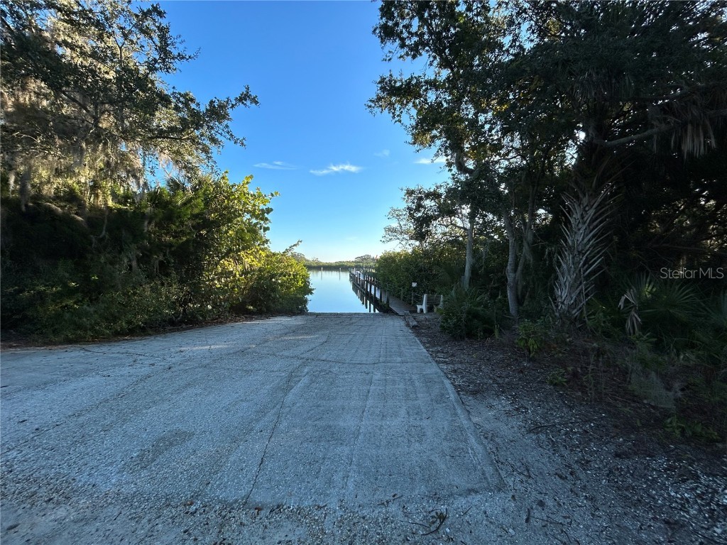 304 Portside Lane Edgewater FL 32141 V4945749 image43