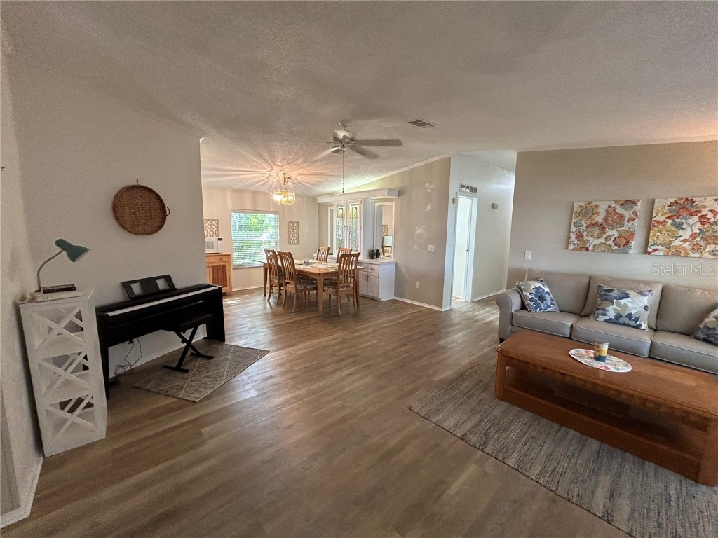 304 Portside Lane Edgewater FL 32141 V4945749 image7