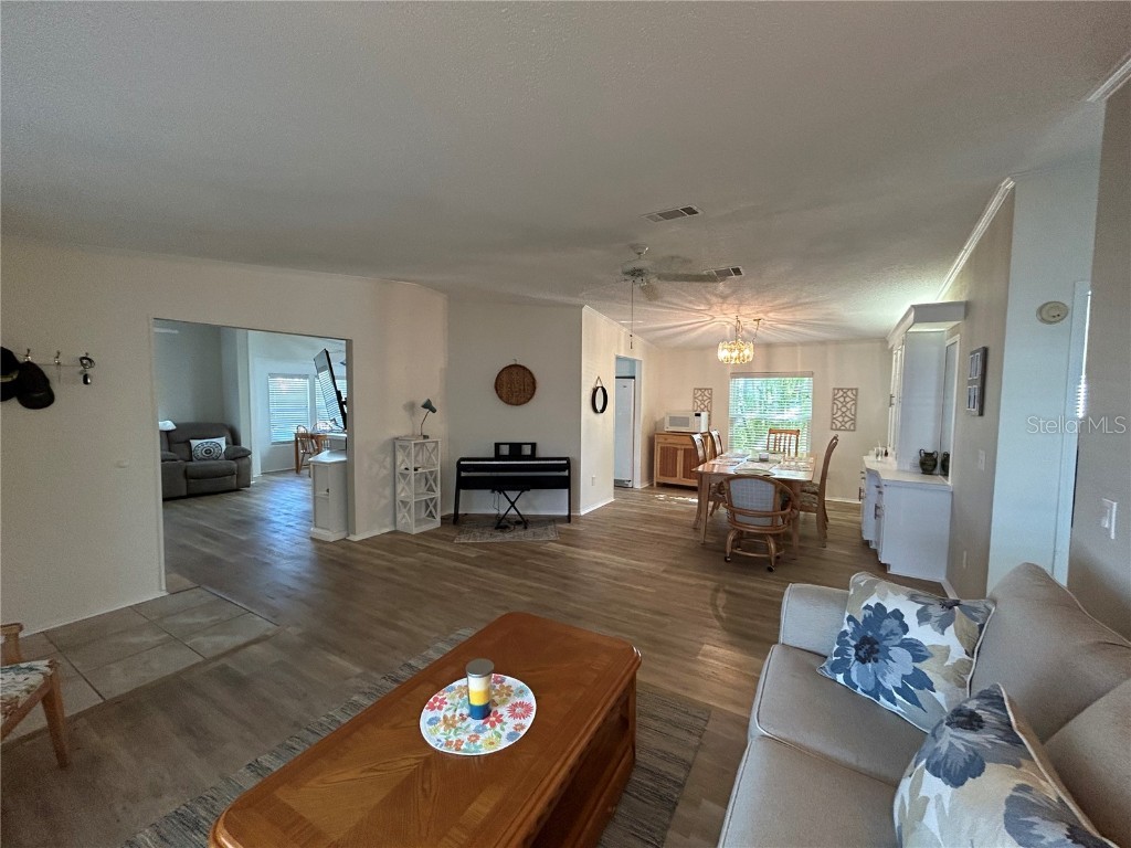 304 Portside Lane Edgewater FL 32141 V4945749 image8