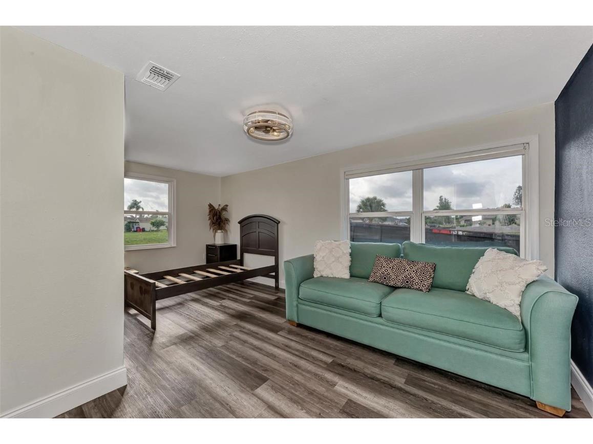 304 San Carlos Avenue North Port FL 34287 A4671964 image15