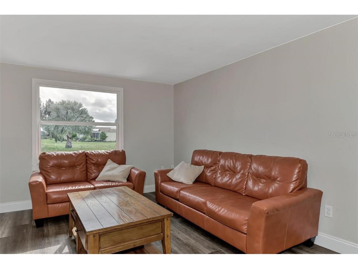 304 San Carlos Avenue North Port FL 34287 A4671964 image3