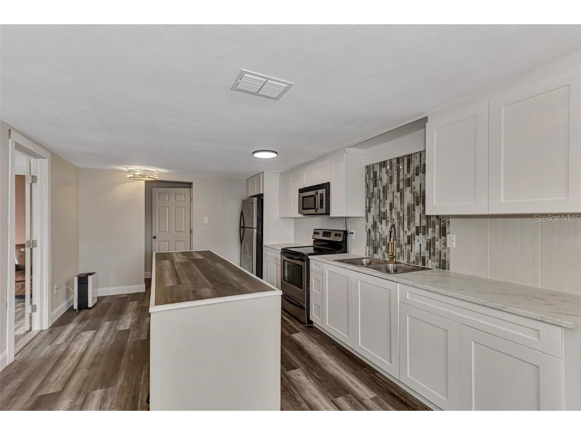 304 San Carlos Avenue North Port FL 34287 A4671964 image6