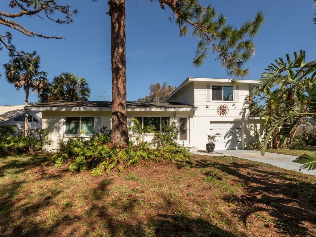 304 Santa Maria Street Venice FL 34285 N6124151 image1