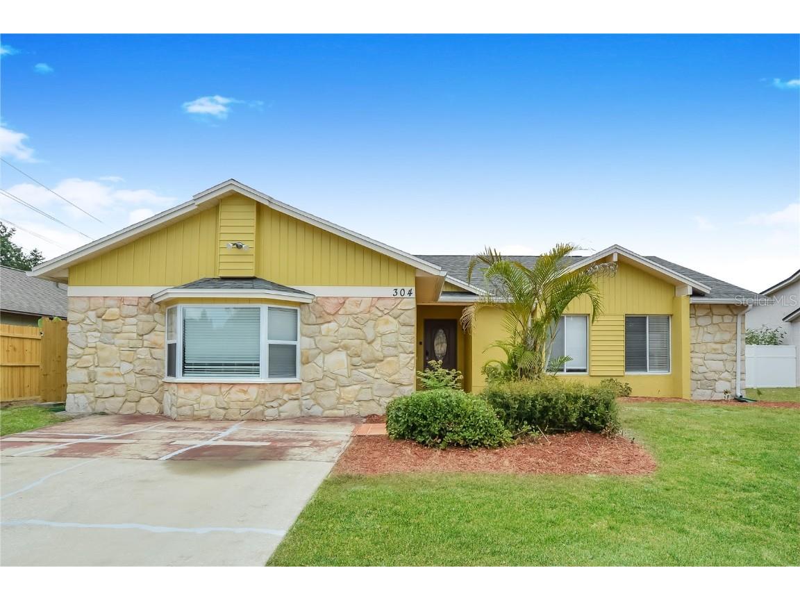 304 Sir Lawrence Drive Sanford FL 32773 TB8457205 image1