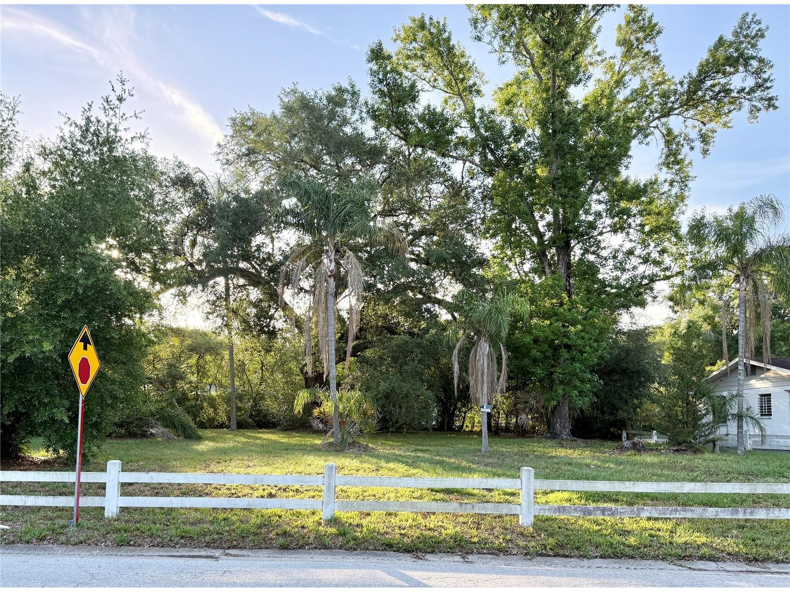 304 Springdale Place Temple Terrace FL 33617 TB8511681 image1