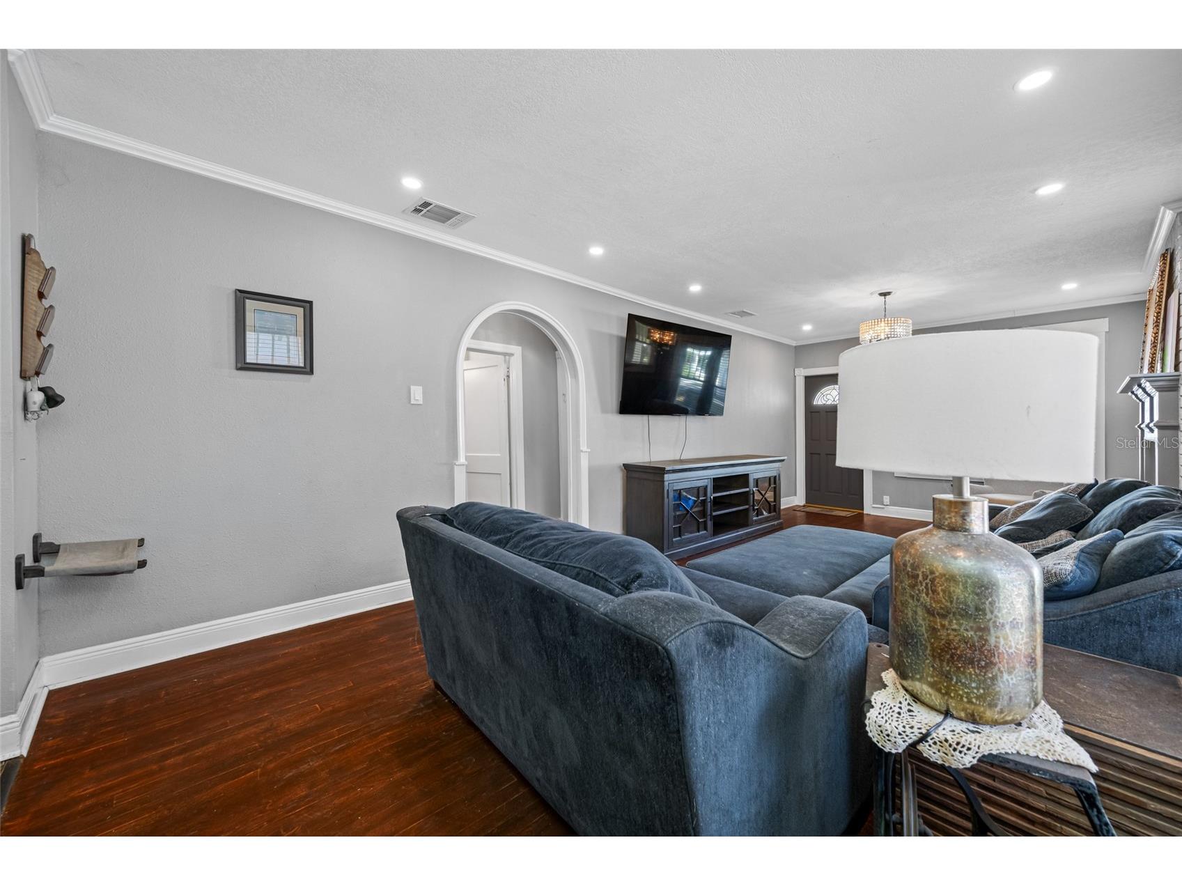 304 W Henry Avenue Tampa FL 33604 TB8464703 image14