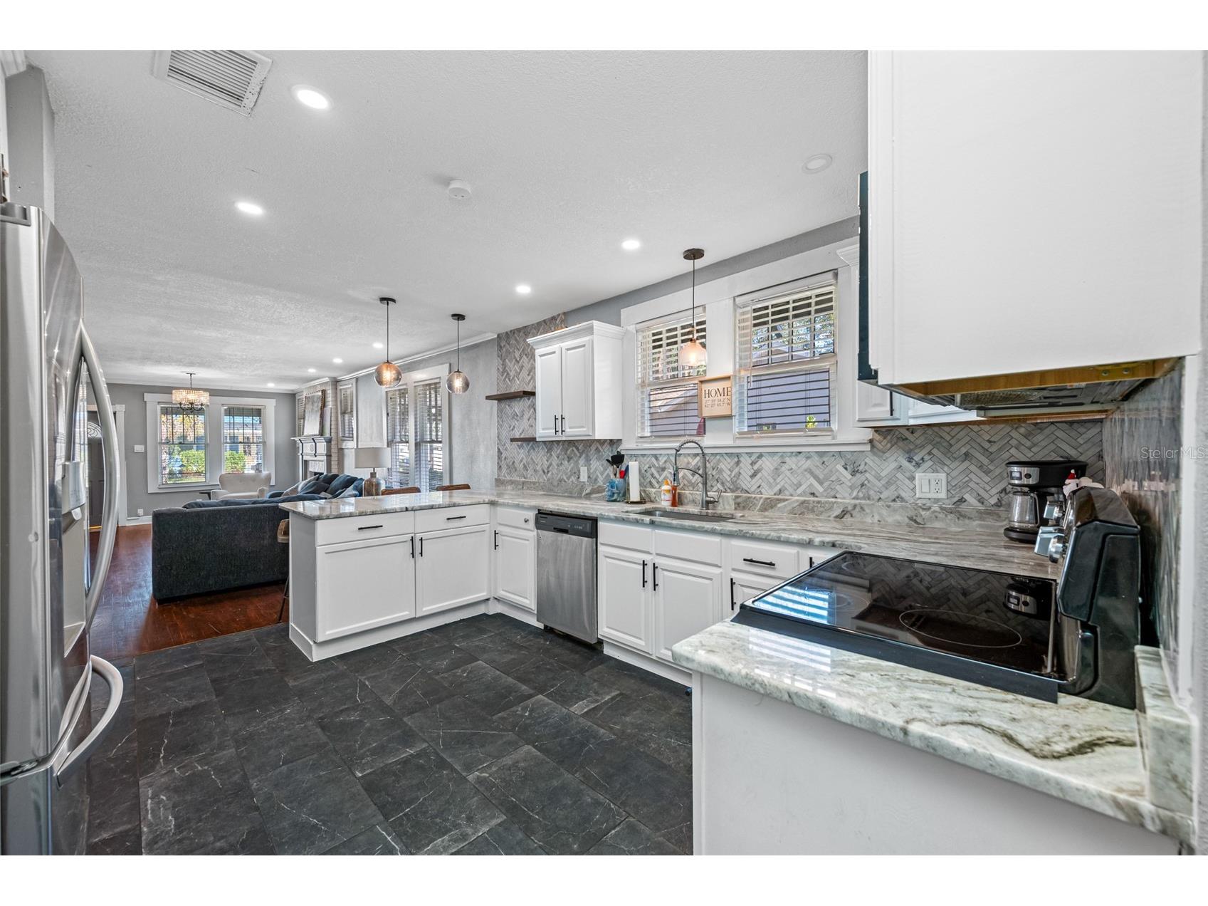 304 W Henry Avenue Tampa FL 33604 TB8464703 image20