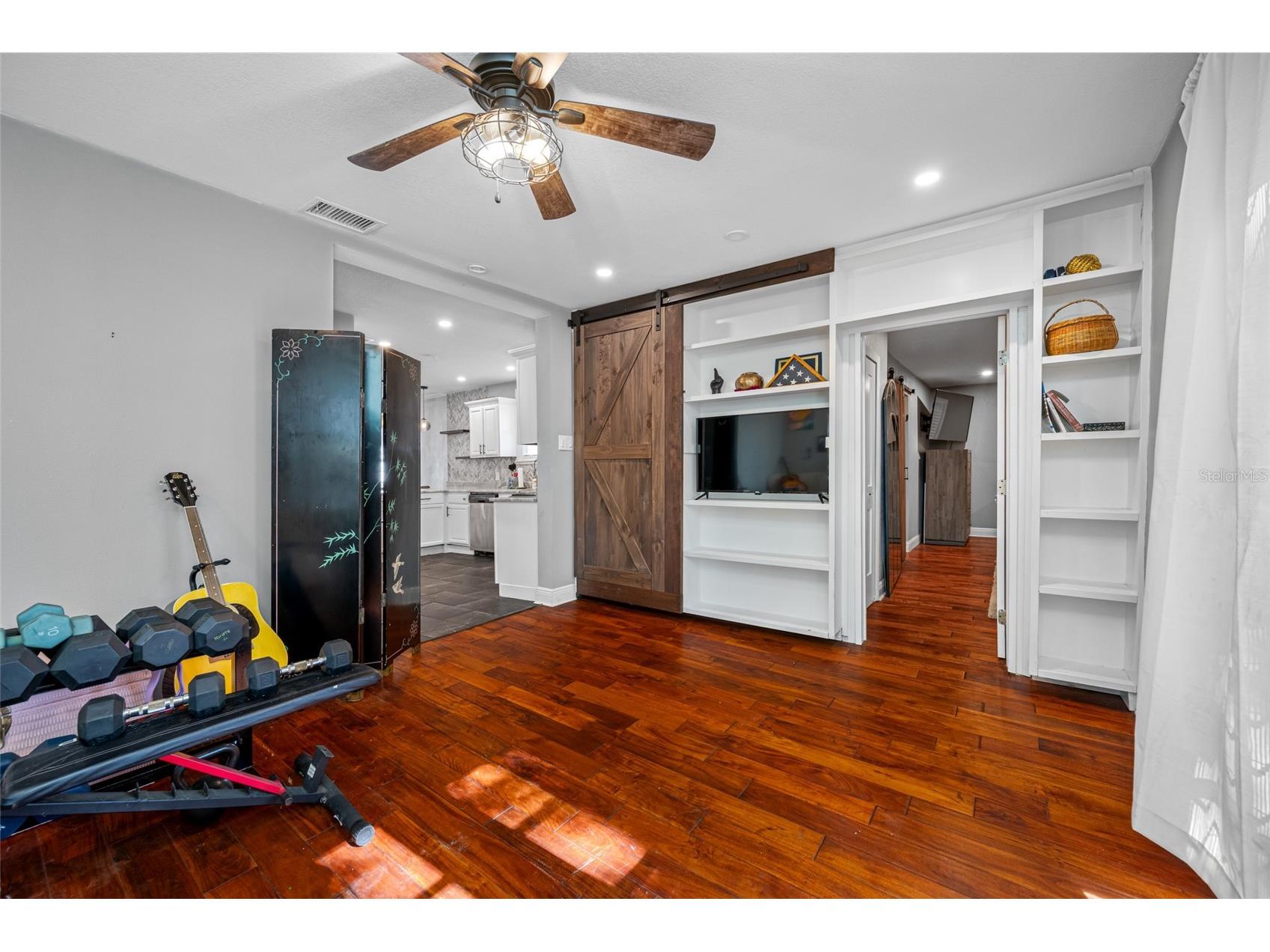 304 W Henry Avenue Tampa FL 33604 TB8464703 image26